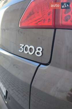 Внедорожник / Кроссовер Peugeot 3008 2010 в 
