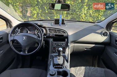 Внедорожник / Кроссовер Peugeot 3008 2012 в 