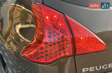Внедорожник / Кроссовер Peugeot 3008 2011 в 