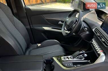 Внедорожник / Кроссовер Peugeot 3008 2021 в 