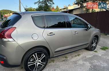 Позашляховик / Кросовер Peugeot 3008 2014 в 
