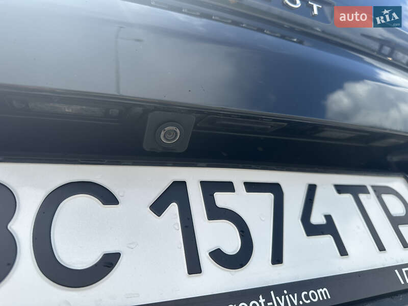 Внедорожник / Кроссовер Peugeot 3008 2017 в Львове