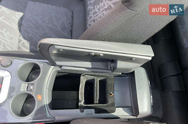 Внедорожник / Кроссовер Peugeot 3008 2012 в 