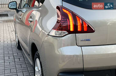 Внедорожник / Кроссовер Peugeot 3008 2015 в 