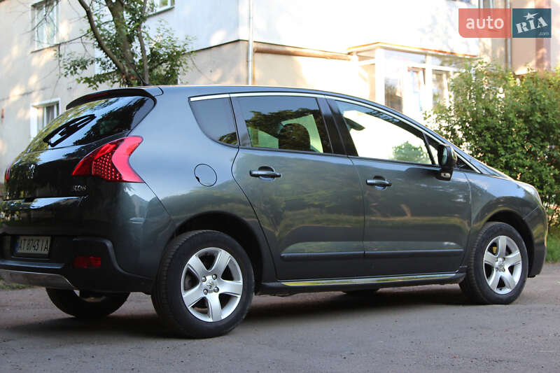 Позашляховик / Кросовер Peugeot 3008 2011 в Івано-Франківську