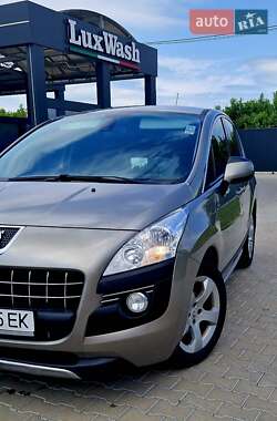 Внедорожник / Кроссовер Peugeot 3008 2011 в Черновцах