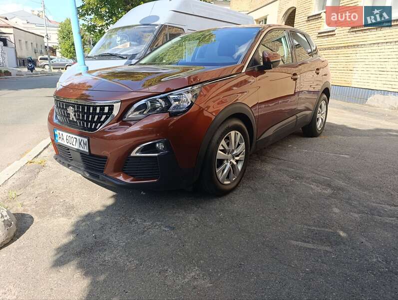 Внедорожник / Кроссовер Peugeot 3008 2017 в Киеве
