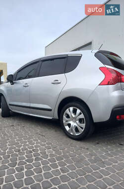 Внедорожник / Кроссовер Peugeot 3008 2011 в 
