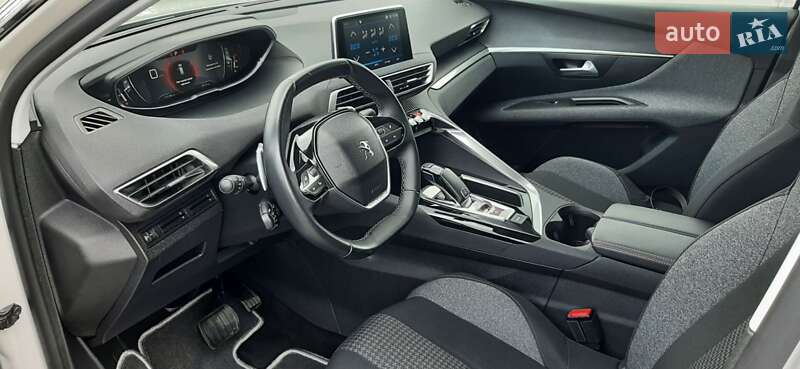 Внедорожник / Кроссовер Peugeot 3008 2018 в Хмельницком