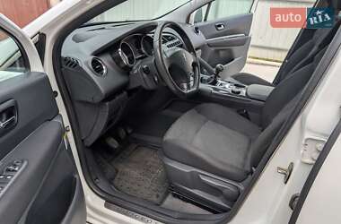 Внедорожник / Кроссовер Peugeot 3008 2011 в 