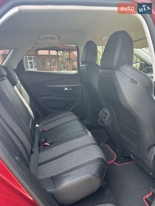 Внедорожник / Кроссовер Peugeot 3008 2019 в Хороле