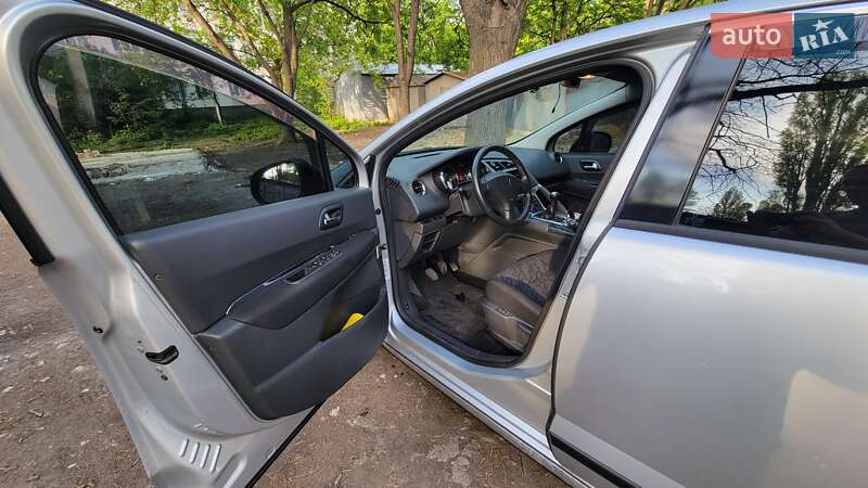 Внедорожник / Кроссовер Peugeot 3008 2010 в Одессе