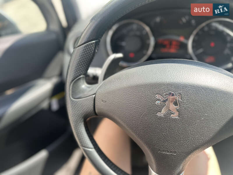 Позашляховик / Кросовер Peugeot 3008 2009 в Івано-Франківську