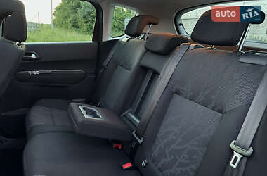 Внедорожник / Кроссовер Peugeot 3008 2011 в 