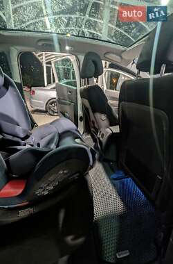 Внедорожник / Кроссовер Peugeot 3008 2010 в 