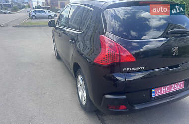 Позашляховик / Кросовер Peugeot 3008 2011 в 