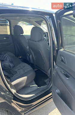 Позашляховик / Кросовер Peugeot 3008 2011 в 