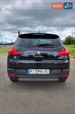 Позашляховик / Кросовер Peugeot 3008 2013 в Києві