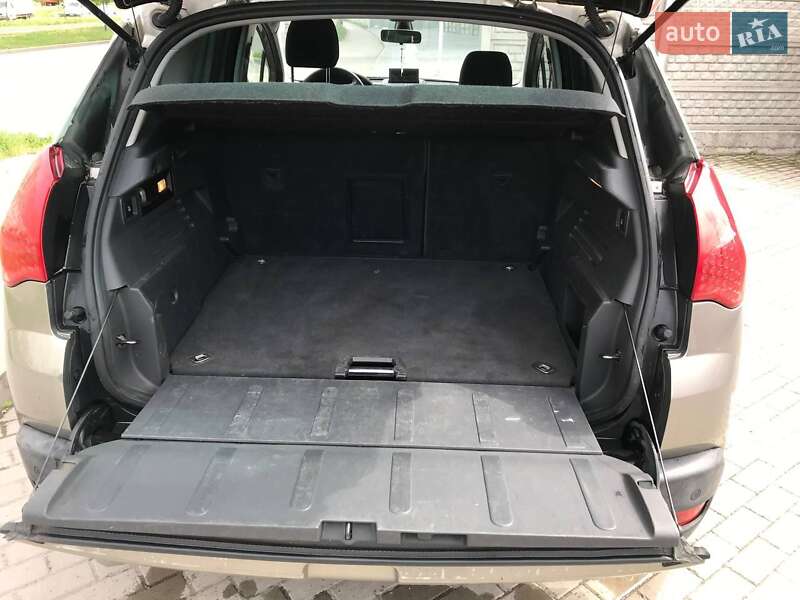 Позашляховик / Кросовер Peugeot 3008 2011 в Вінниці