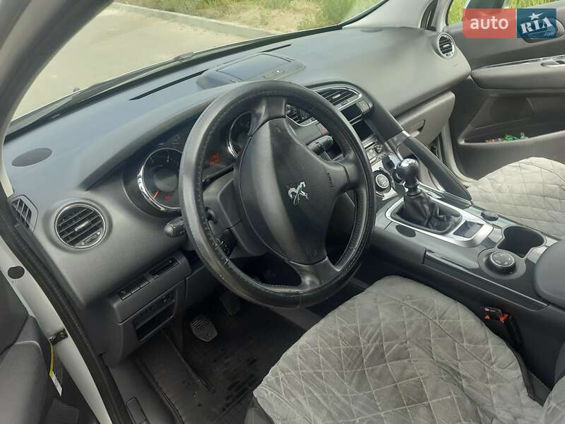 Внедорожник / Кроссовер Peugeot 3008 2014 в Дубно
