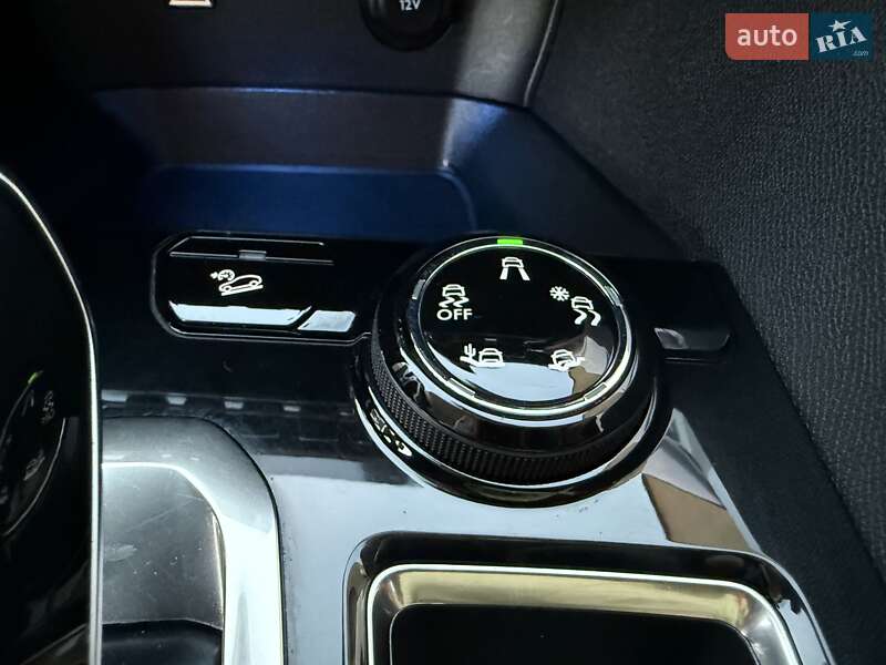 Позашляховик / Кросовер Peugeot 3008 2020 в Стрию