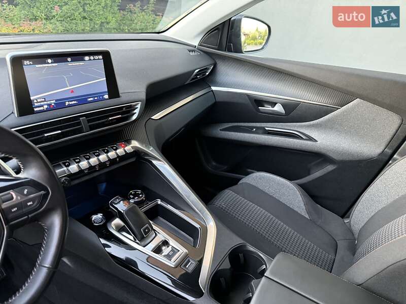 Позашляховик / Кросовер Peugeot 3008 2020 в Стрию