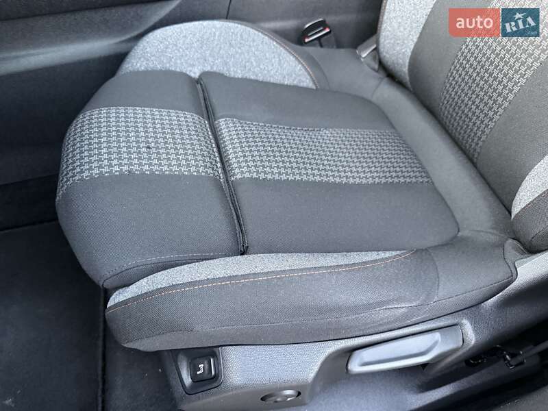 Позашляховик / Кросовер Peugeot 3008 2020 в Стрию