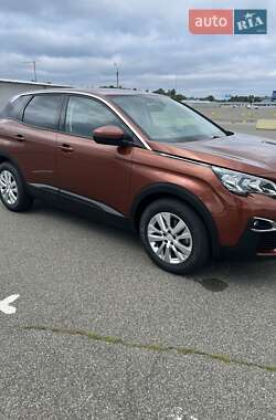 Позашляховик / Кросовер Peugeot 3008 2020 в Києві