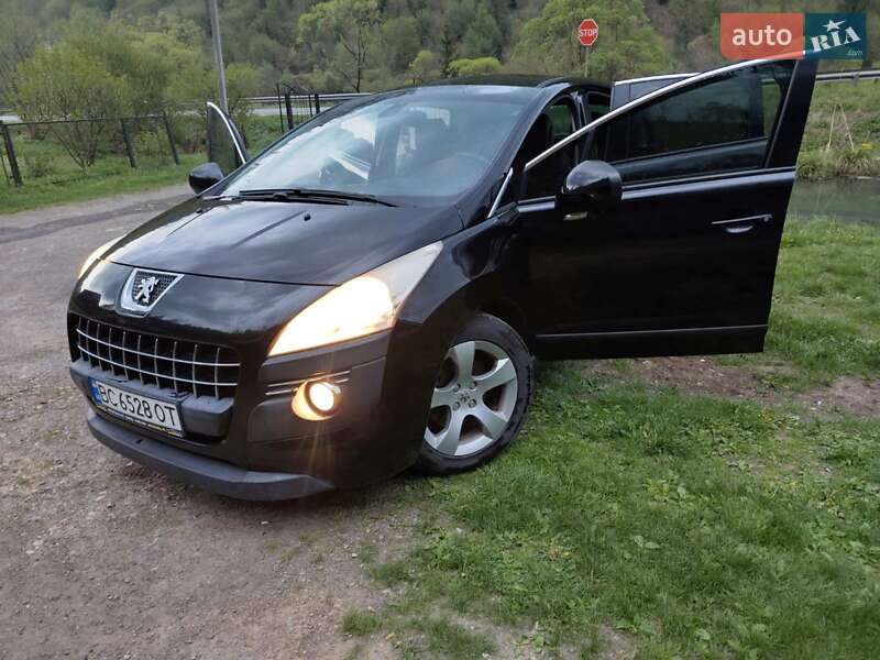 Позашляховик / Кросовер Peugeot 3008 2010 в Сколе