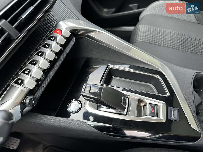 Позашляховик / Кросовер Peugeot 3008 2019 в Лопатині