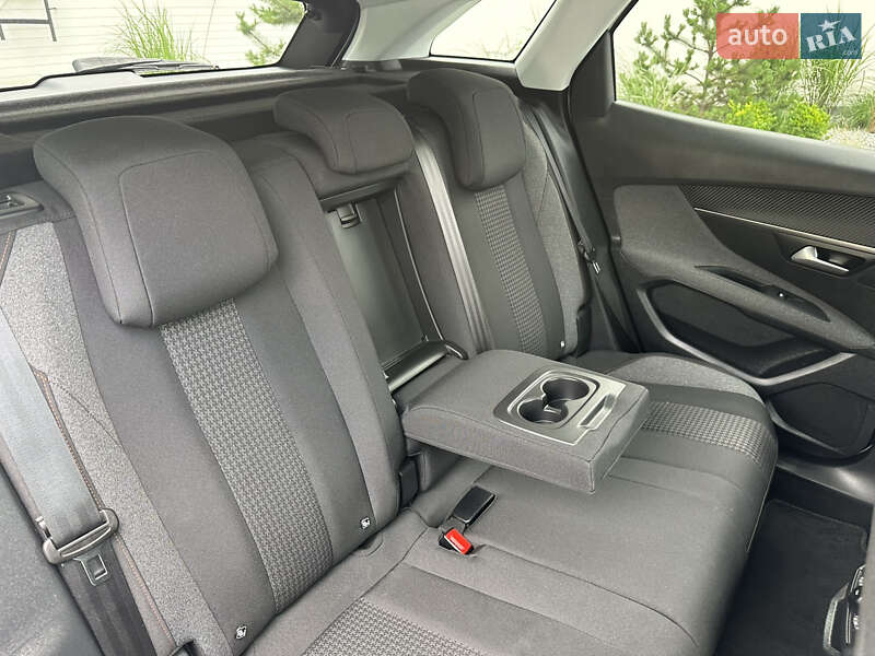 Позашляховик / Кросовер Peugeot 3008 2019 в Лопатині