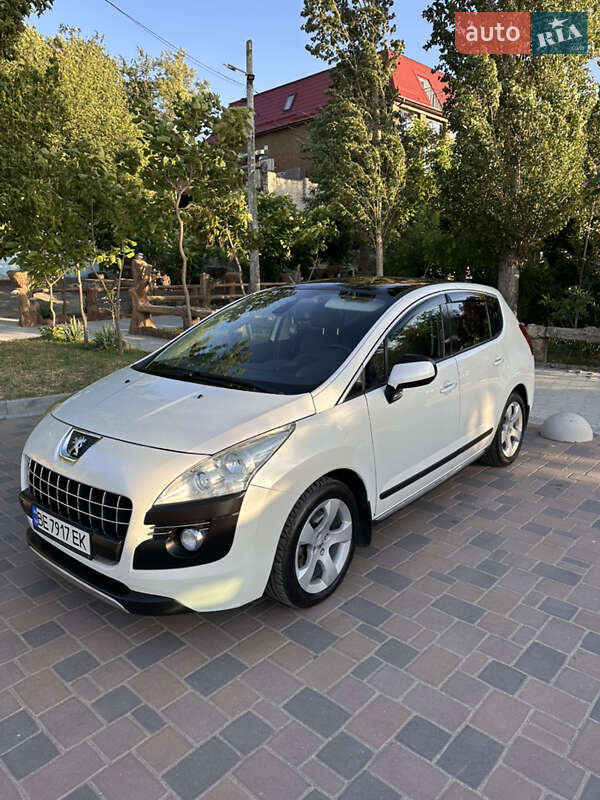 Позашляховик / Кросовер Peugeot 3008 2012 в Миколаєві
