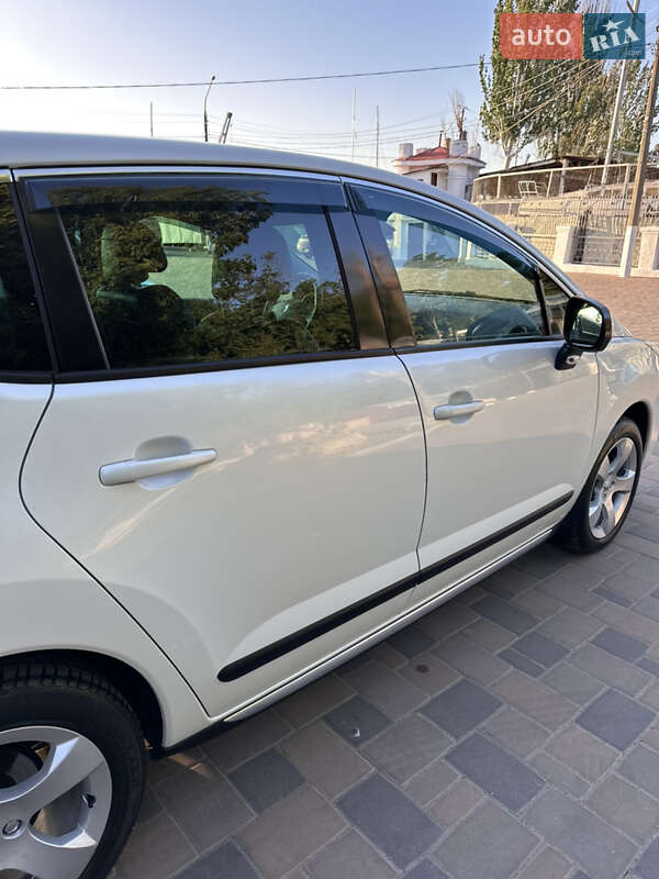 Позашляховик / Кросовер Peugeot 3008 2012 в Миколаєві