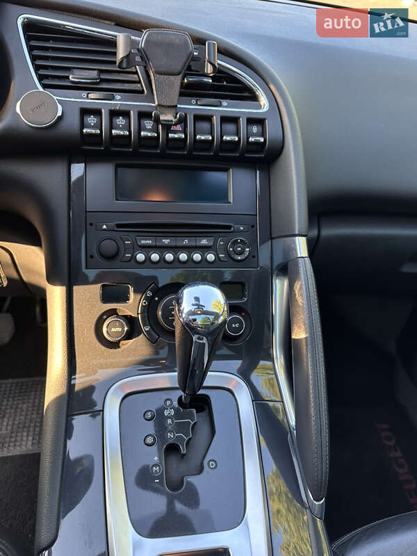 Позашляховик / Кросовер Peugeot 3008 2012 в Миколаєві