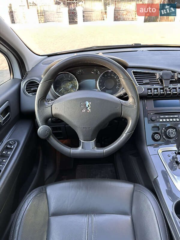 Позашляховик / Кросовер Peugeot 3008 2012 в Миколаєві