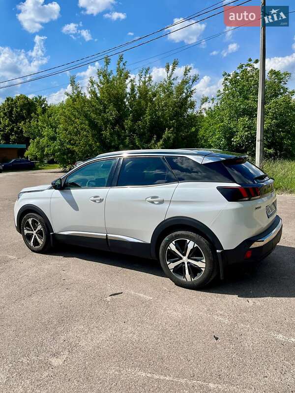 Позашляховик / Кросовер Peugeot 3008 2017 в Києві фото 3 Позашляховик / Кросовер Peugeot 3008 2017 в Києві