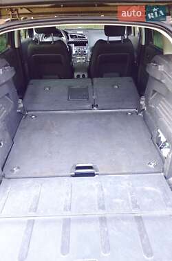 Позашляховик / Кросовер Peugeot 3008 2010 в 