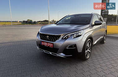 Позашляховик / Кросовер Peugeot 3008 2021 в 