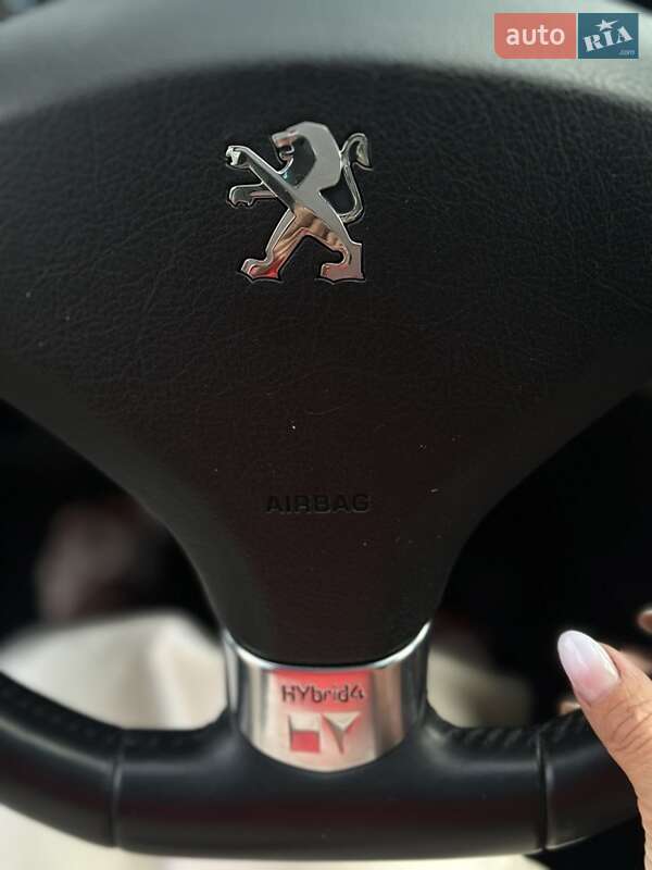 Позашляховик / Кросовер Peugeot 3008 2013 в Рівному