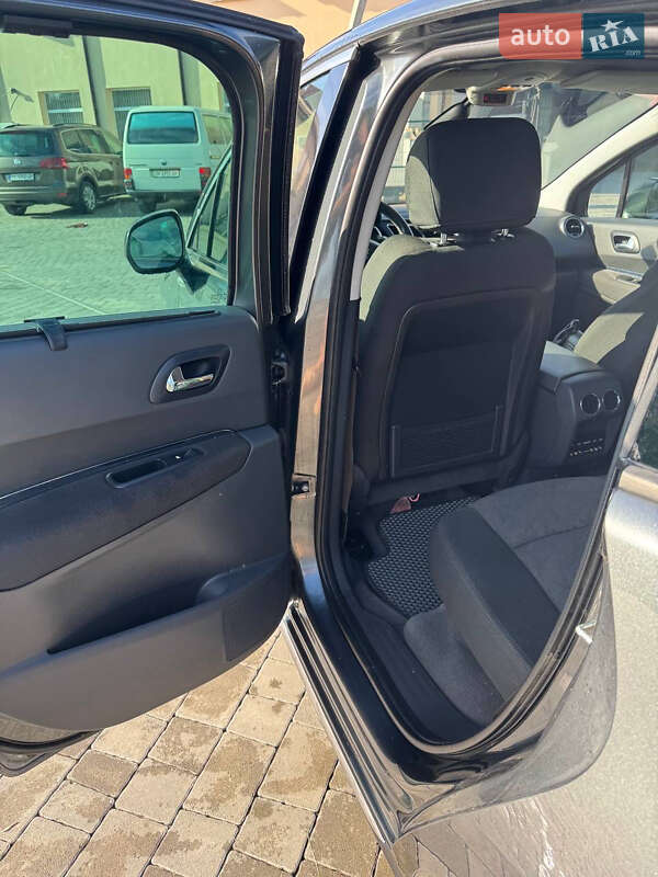 Позашляховик / Кросовер Peugeot 3008 2010 в Бродах