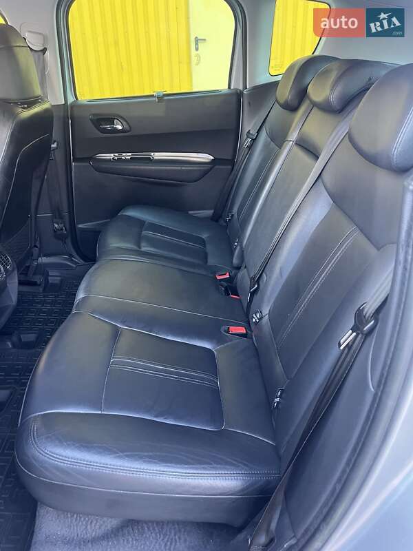 Позашляховик / Кросовер Peugeot 3008 2013 в Житомирі