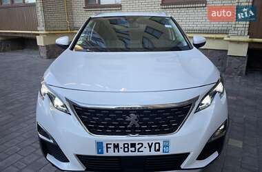 Внедорожник / Кроссовер Peugeot 3008 2020 в 