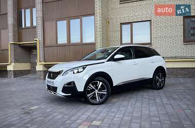 Внедорожник / Кроссовер Peugeot 3008 2020 в 