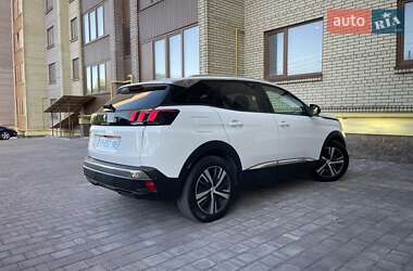 Внедорожник / Кроссовер Peugeot 3008 2020 в 
