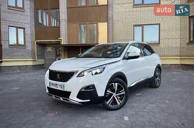 Внедорожник / Кроссовер Peugeot 3008 2020 в 