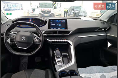 Внедорожник / Кроссовер Peugeot 3008 2020 в 