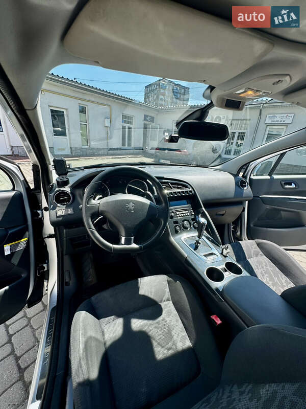 Позашляховик / Кросовер Peugeot 3008 2011 в Львові