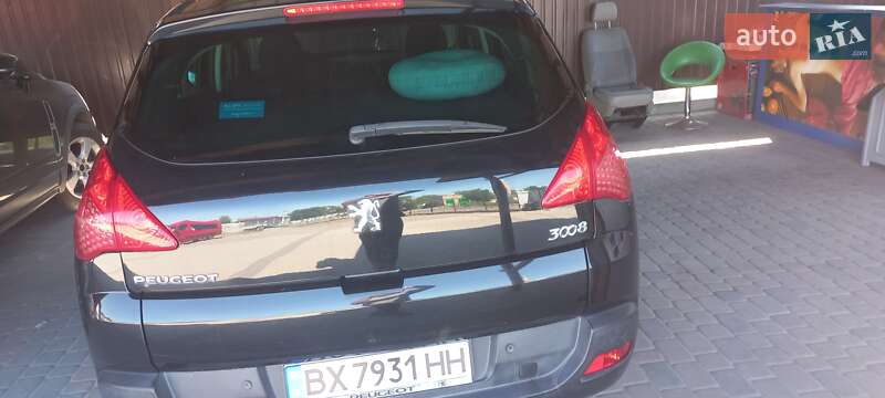 Внедорожник / Кроссовер Peugeot 3008 2010 в Староконстантинове