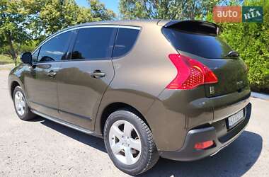 Внедорожник / Кроссовер Peugeot 3008 2012 в 