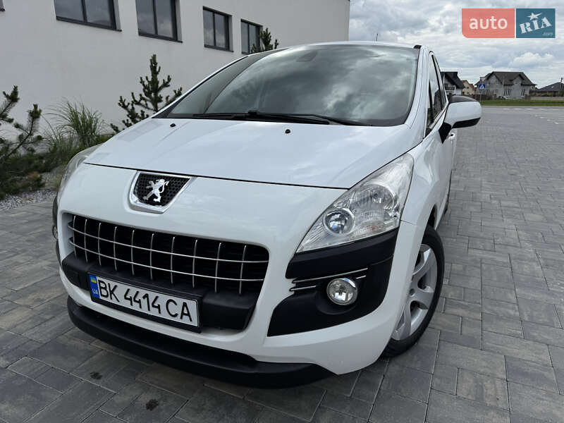 Peugeot 3008 2012